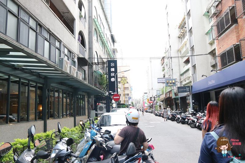 【食記】台北東區 台韓民國韓式燒肉店 烤豬肉拼盤 西瓜燒酒香甜好消暑 @Alina 愛琳娜 【食記】台北東區 台韓民國韓式燒肉店 烤豬肉拼盤 西瓜燒酒香甜好消暑 @Alina 愛琳娜