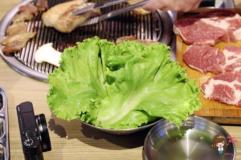 【食記】台北東區 台韓民國韓式燒肉店 烤豬肉拼盤 西瓜燒酒香甜好消暑 @Alina 愛琳娜 【食記】台北東區 台韓民國韓式燒肉店 烤豬肉拼盤 西瓜燒酒香甜好消暑 @Alina 愛琳娜