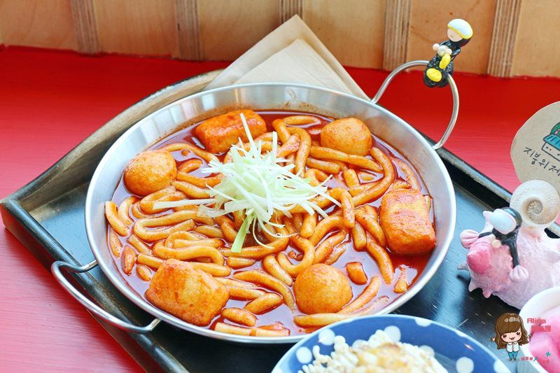 【濟州島美食】 jejubada food 屋頂上的濟州大海 辣炒年糕 鮑魚蓋飯 @Alina 愛琳娜