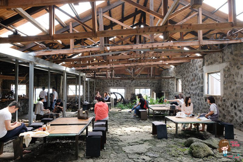 【濟州島咖啡館】Anthracite Coffee Roasters 廢墟工業風咖啡館 @Alina 愛琳娜