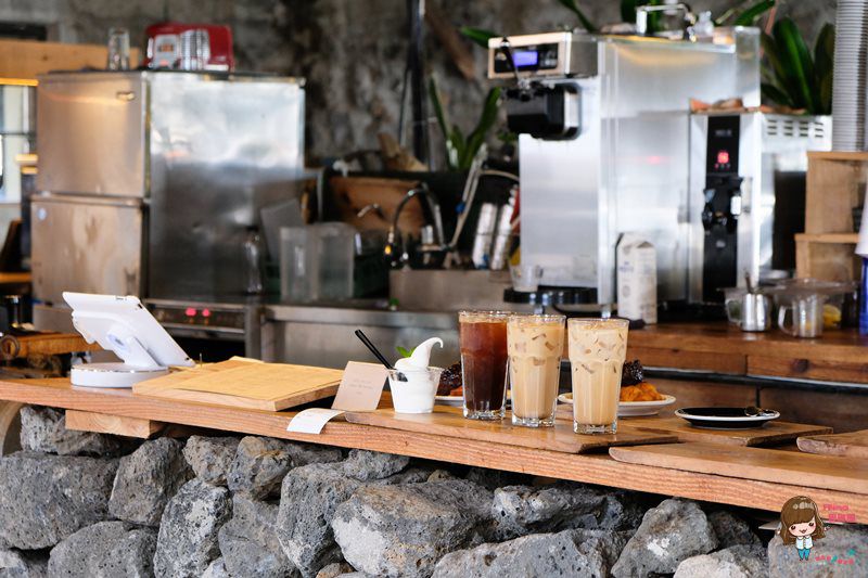 【濟州島咖啡館】Anthracite Coffee Roasters 廢墟工業風咖啡館 @Alina 愛琳娜 【濟州島咖啡館】Anthracite Coffee Roasters 廢墟工業風咖啡館 @Alina 愛琳娜