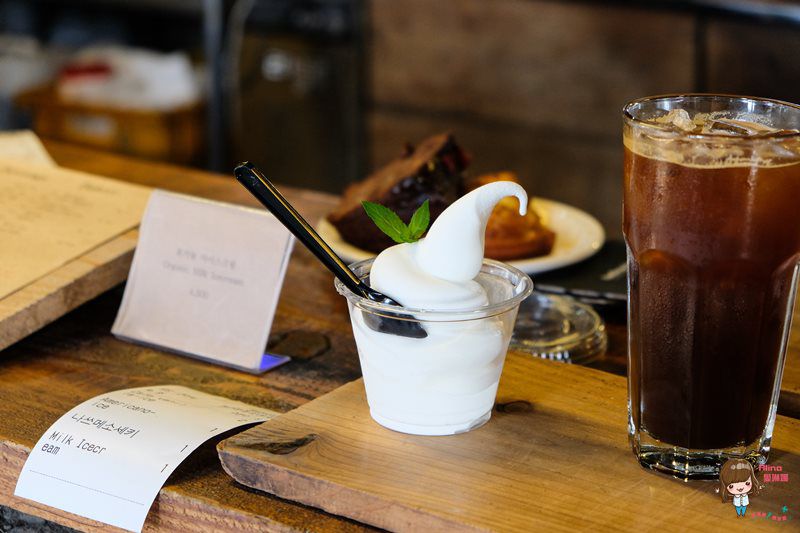 【濟州島咖啡館】Anthracite Coffee Roasters 廢墟工業風咖啡館 @Alina 愛琳娜 【濟州島咖啡館】Anthracite Coffee Roasters 廢墟工業風咖啡館 @Alina 愛琳娜