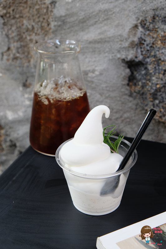 【濟州島咖啡館】Anthracite Coffee Roasters 廢墟工業風咖啡館 @Alina 愛琳娜 【濟州島咖啡館】Anthracite Coffee Roasters 廢墟工業風咖啡館 @Alina 愛琳娜