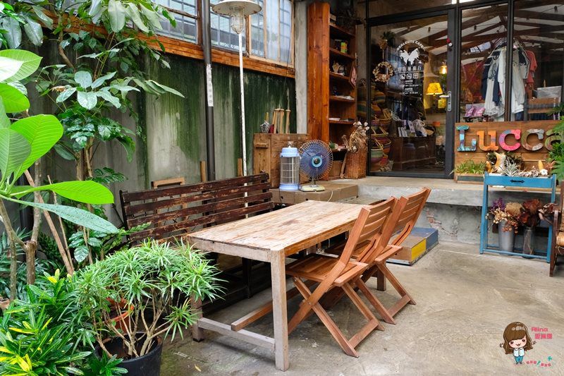 【台北美食】特有種商行|複合式電影咖啡館,平日用餐不限時 @Alina 愛琳娜 【台北美食】特有種商行|複合式電影咖啡館,平日用餐不限時 @Alina 愛琳娜