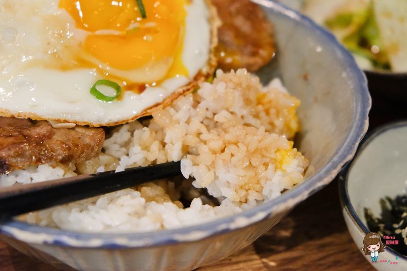 【台北美食】特有種商行｜複合式電影咖啡館，平日用餐不限時 @Alina 愛琳娜