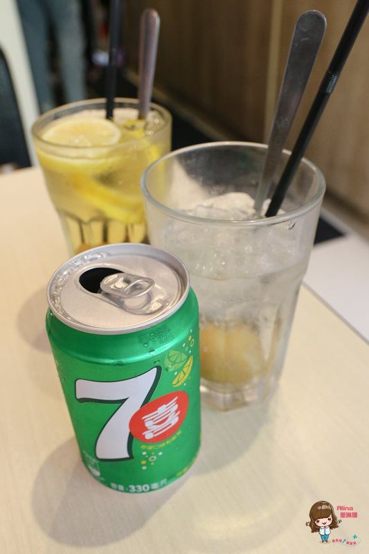 【台北美食】茗香園冰室 港式茶餐廳 邪惡三眼仔牛肉飯 流沙奶皇西多士 @Alina 愛琳娜 【台北美食】茗香園冰室 港式茶餐廳 邪惡三眼仔牛肉飯 流沙奶皇西多士 @Alina 愛琳娜