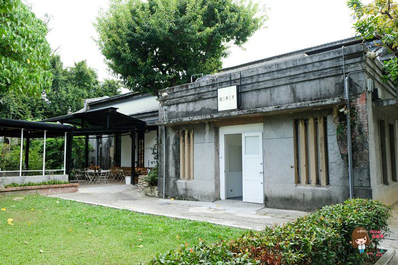 【食記】台北 華山文創 COFFEE DPT 森林系白色歐風咖啡館 近忠孝新生光華商圈 @Alina 愛琳娜 【食記】台北 華山文創 COFFEE DPT 森林系白色歐風咖啡館 近忠孝新生光華商圈 @Alina 愛琳娜