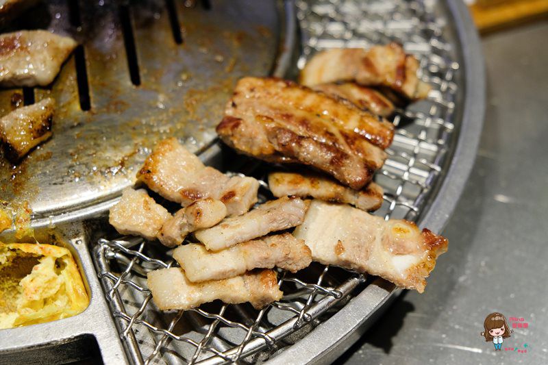 【食記】台北 新麻蒲海鷗-韓式烤肉美食,東區/西門町必吃韓國料理 @Alina 愛琳娜 【食記】台北 新麻蒲海鷗-韓式烤肉美食,東區/西門町必吃韓國料理 @Alina 愛琳娜