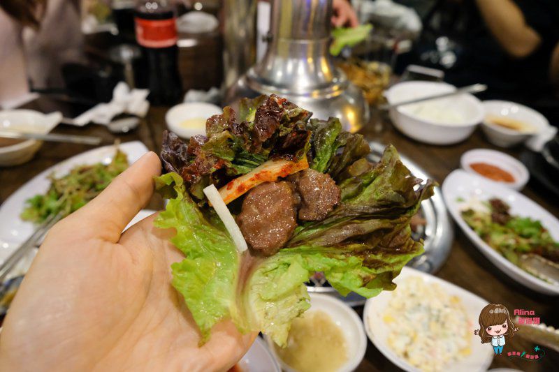 首爾弘大胖胖豬烤肉|平價韓國烤肉,松阪豬烤豬腸好吃 @Alina 愛琳娜 首爾弘大胖胖豬烤肉|平價韓國烤肉,松阪豬烤豬腸好吃 @Alina 愛琳娜