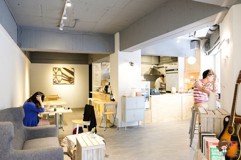 【台北咖啡館】台北大安 休習日 Z Day Cafe 日式簡約風雞腿咖哩飯香濃好吃 @Alina 愛琳娜