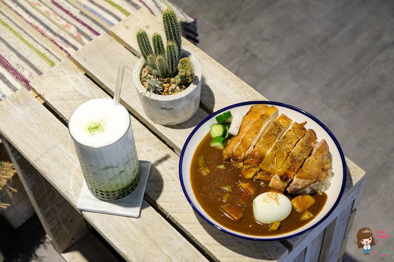 【台北咖啡館】台北大安 休習日 Z Day Cafe 日式簡約風雞腿咖哩飯香濃好吃 @Alina 愛琳娜 【台北咖啡館】台北大安 休習日 Z Day Cafe 日式簡約風雞腿咖哩飯香濃好吃 @Alina 愛琳娜
