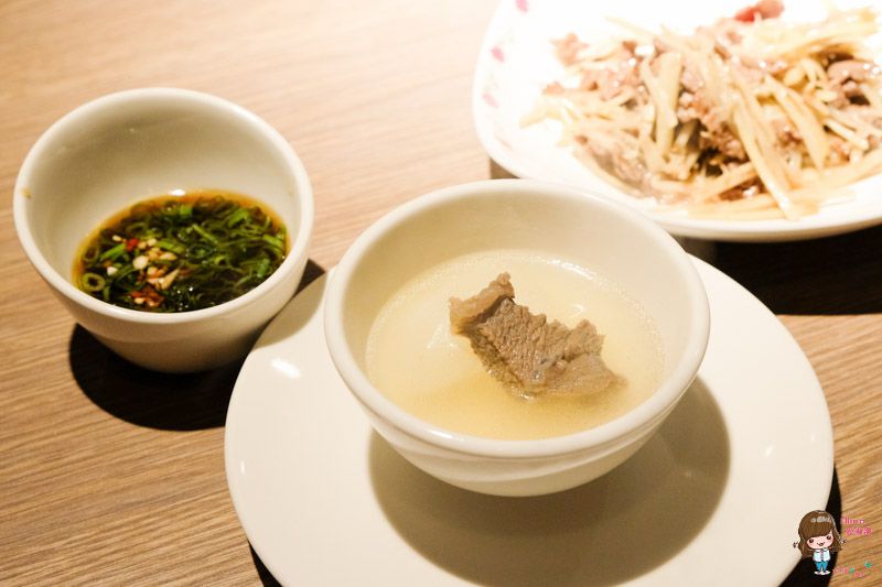 【板橋食記】饗牛飴園-全牛火鍋大餐,我心中最好吃的台北牛肉湯 @Alina 愛琳娜
