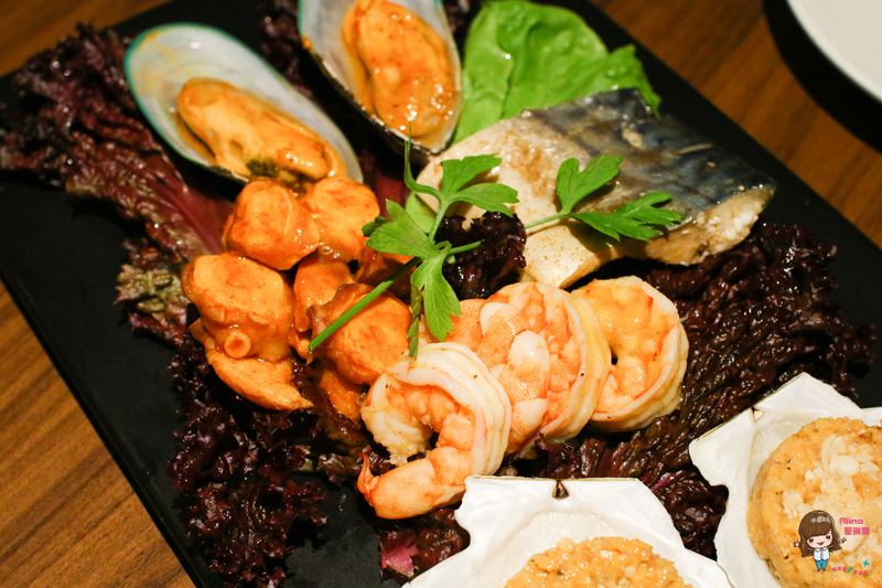 【台北美食】新店 Oli西班牙餐酒館 特色美食鮮美動人,越夜越美麗 @Alina 愛琳娜