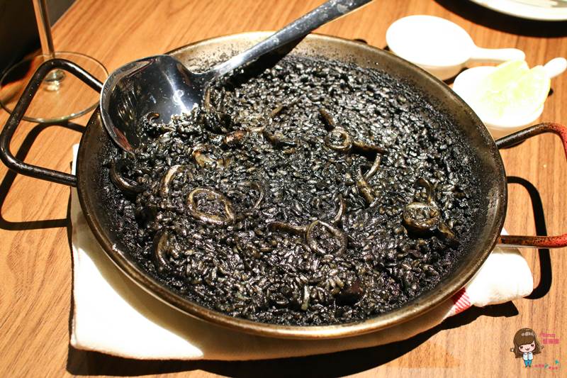 【台北美食】新店 Oli西班牙餐酒館 特色美食鮮美動人,越夜越美麗 @Alina 愛琳娜
