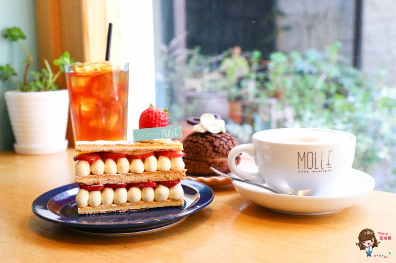 【釜山咖啡館】西面 MOLLE 草莓奶油千層,可愛下午茶 @Alina 愛琳娜 【釜山咖啡館】西面 MOLLE 草莓奶油千層,可愛下午茶 @Alina 愛琳娜