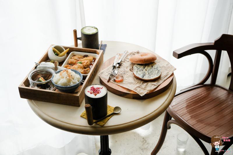 【台北咖啡廳】時差Jetlag 文青咖啡館 美味雞腿飯 配上 大理石貝果的優雅 @Alina 愛琳娜 【台北咖啡廳】時差Jetlag 文青咖啡館 美味雞腿飯 配上 大理石貝果的優雅 @Alina 愛琳娜