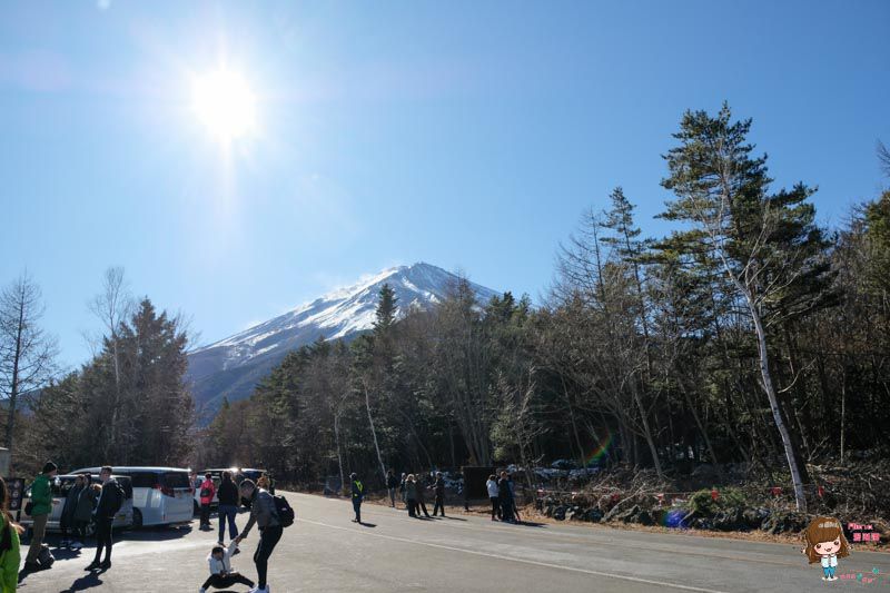 【日本景點】富士山一日遊 紅富士溫泉+御殿場Outlet 購物超便宜 @Alina 愛琳娜