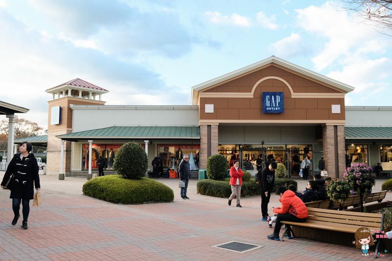 【日本景點】富士山一日遊 紅富士溫泉+御殿場Outlet 購物超便宜 @Alina 愛琳娜
