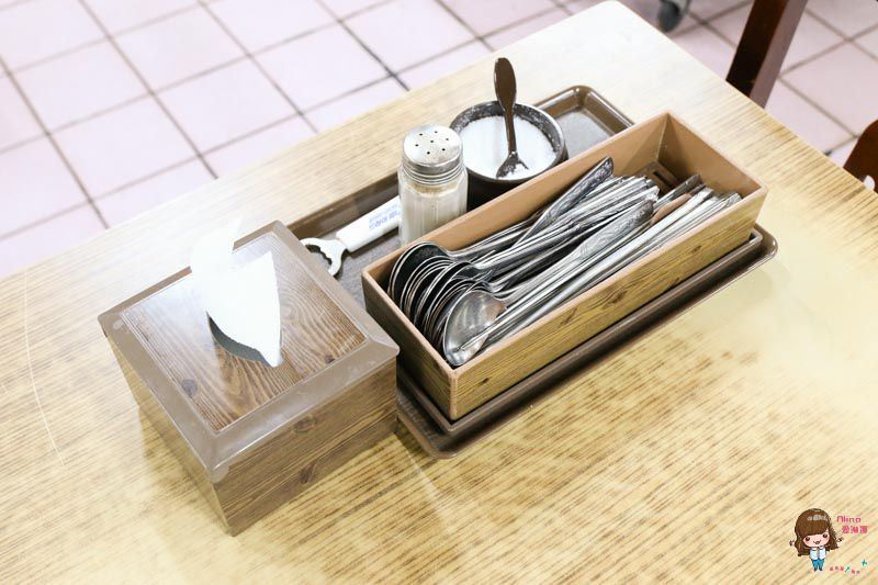 釜山西面 浦項豬肉湯飯|24小時營業的老店 @Alina 愛琳娜 釜山西面 浦項豬肉湯飯|24小時營業的老店 @Alina 愛琳娜