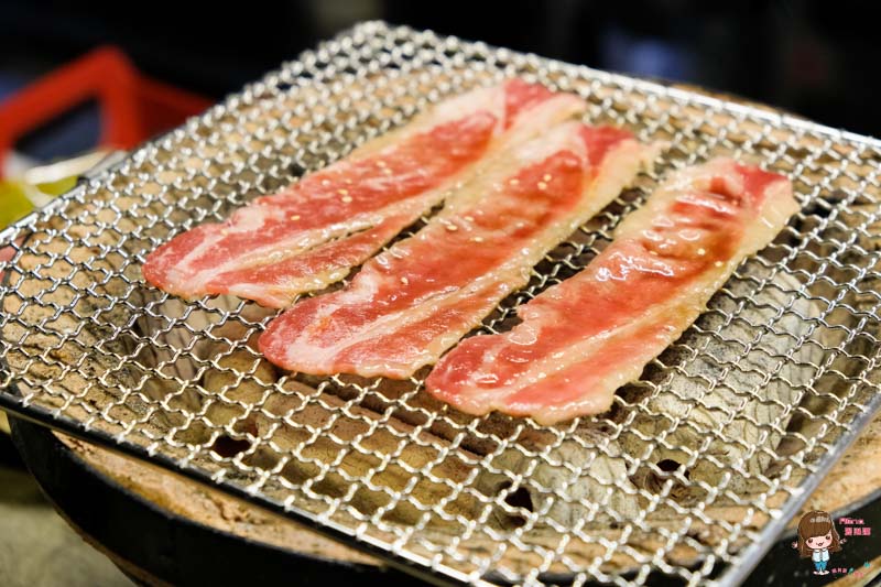 【台北食記】吽Home燒肉 市民店:招牌牛五花、起司地瓜燒 @Alina 愛琳娜 【台北食記】吽Home燒肉 市民店:招牌牛五花、起司地瓜燒 @Alina 愛琳娜