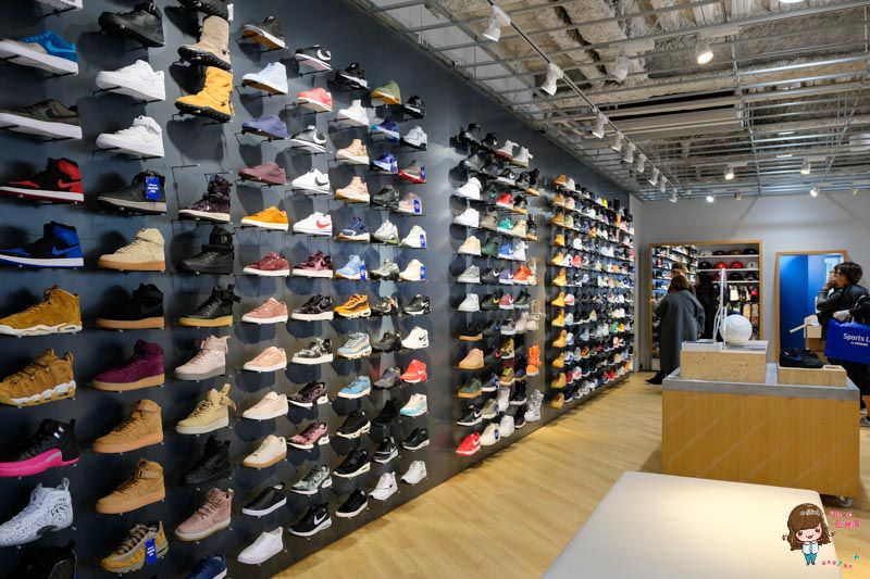 【東京購物】Sports Lab by atmos 日本必逛潮鞋店 連女人看了都想買! @Alina 愛琳娜