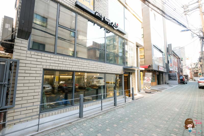 【首爾咖啡館】弘大 sarr 厚實鬆餅 下午茶,延南洞人氣甜點店 @Alina 愛琳娜 【首爾咖啡館】弘大 sarr 厚實鬆餅 下午茶,延南洞人氣甜點店 @Alina 愛琳娜