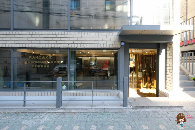 【首爾咖啡館】弘大 sarr 厚實鬆餅 下午茶，延南洞人氣甜點店 @Alina 愛琳娜