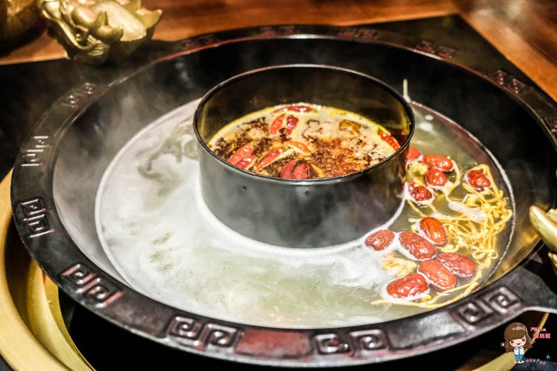 【食記】台北中山 龍頭火鍋 蔡記隆府 龍頭寺老灶火鍋 內外反轉麻辣鍋好氣派 @Alina 愛琳娜 【食記】台北中山 龍頭火鍋 蔡記隆府 龍頭寺老灶火鍋 內外反轉麻辣鍋好氣派 @Alina 愛琳娜