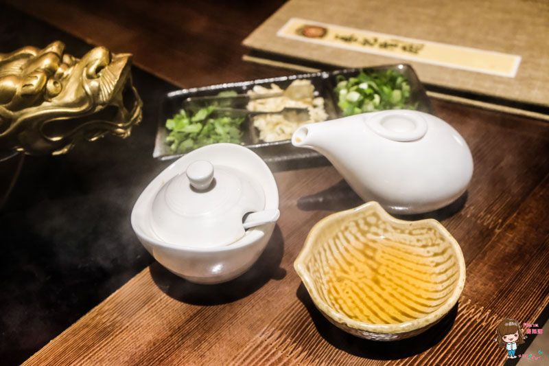 【食記】台北中山 龍頭火鍋 蔡記隆府 龍頭寺老灶火鍋 內外反轉麻辣鍋好氣派 @Alina 愛琳娜 【食記】台北中山 龍頭火鍋 蔡記隆府 龍頭寺老灶火鍋 內外反轉麻辣鍋好氣派 @Alina 愛琳娜