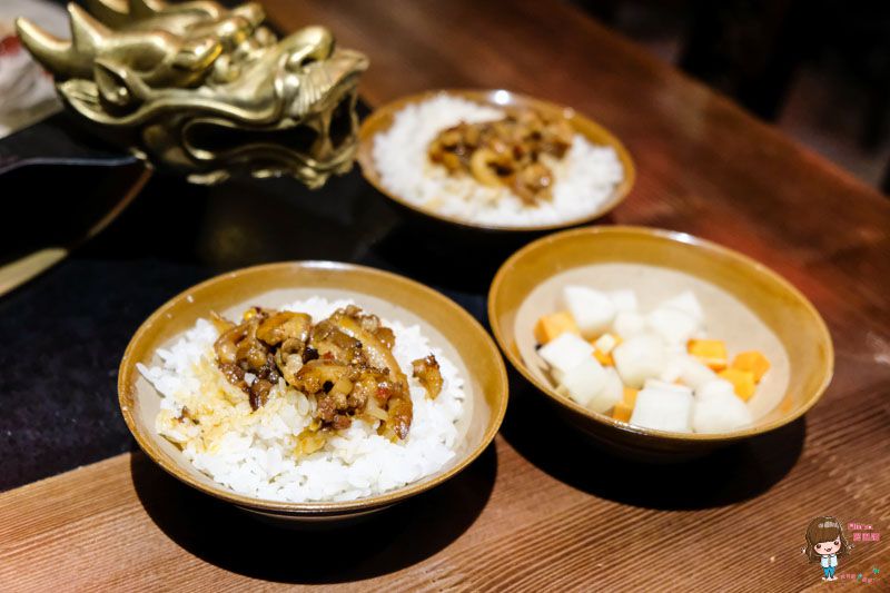【食記】台北中山 龍頭火鍋 蔡記隆府 龍頭寺老灶火鍋 內外反轉麻辣鍋好氣派 @Alina 愛琳娜 【食記】台北中山 龍頭火鍋 蔡記隆府 龍頭寺老灶火鍋 內外反轉麻辣鍋好氣派 @Alina 愛琳娜