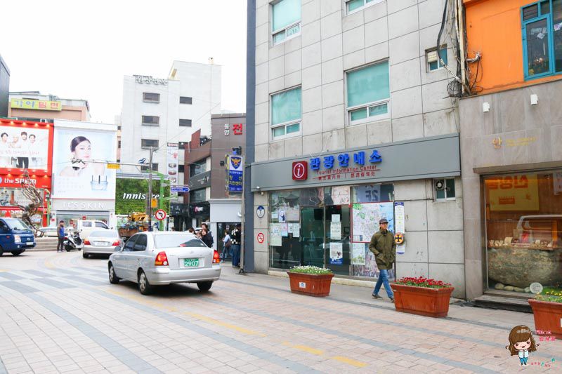 【釜山甜點】LE BREAD LAB 夢幻粉紅咖啡館,人氣草莓奶油捲(附首爾分店資訊) @Alina 愛琳娜