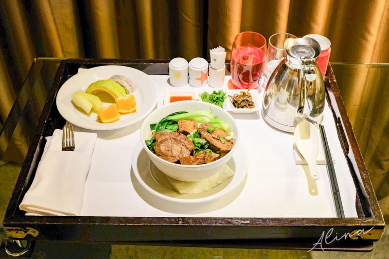 【台南住宿】香格里拉遠東國際大飯店-五星級酒店早餐竟然有牛肉湯! @Alina 愛琳娜 【台南住宿】香格里拉遠東國際大飯店-五星級酒店早餐竟然有牛肉湯! @Alina 愛琳娜
