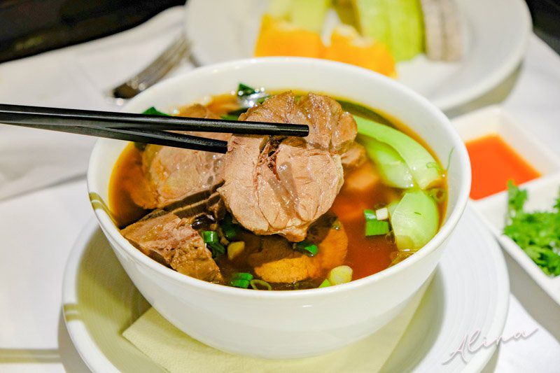 【台南住宿】香格里拉遠東國際大飯店-五星級酒店早餐竟然有牛肉湯! @Alina 愛琳娜