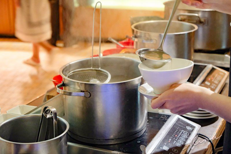 【台南住宿】香格里拉遠東國際大飯店-五星級酒店早餐竟然有牛肉湯! @Alina 愛琳娜 【台南住宿】香格里拉遠東國際大飯店-五星級酒店早餐竟然有牛肉湯! @Alina 愛琳娜
