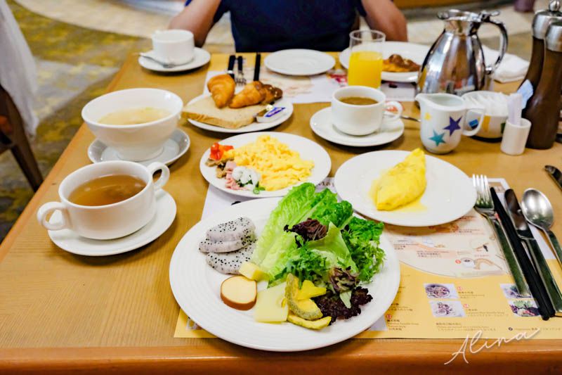 【台南住宿】香格里拉遠東國際大飯店-五星級酒店早餐竟然有牛肉湯! @Alina 愛琳娜 【台南住宿】香格里拉遠東國際大飯店-五星級酒店早餐竟然有牛肉湯! @Alina 愛琳娜