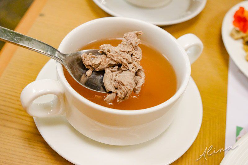 【台南住宿】香格里拉遠東國際大飯店-五星級酒店早餐竟然有牛肉湯! @Alina 愛琳娜 【台南住宿】香格里拉遠東國際大飯店-五星級酒店早餐竟然有牛肉湯! @Alina 愛琳娜