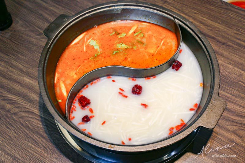 【台北美食】拼拼拌 韓式拌飯.韓式火鍋-都滿韓家雪濃湯香濃好喝 @Alina 愛琳娜