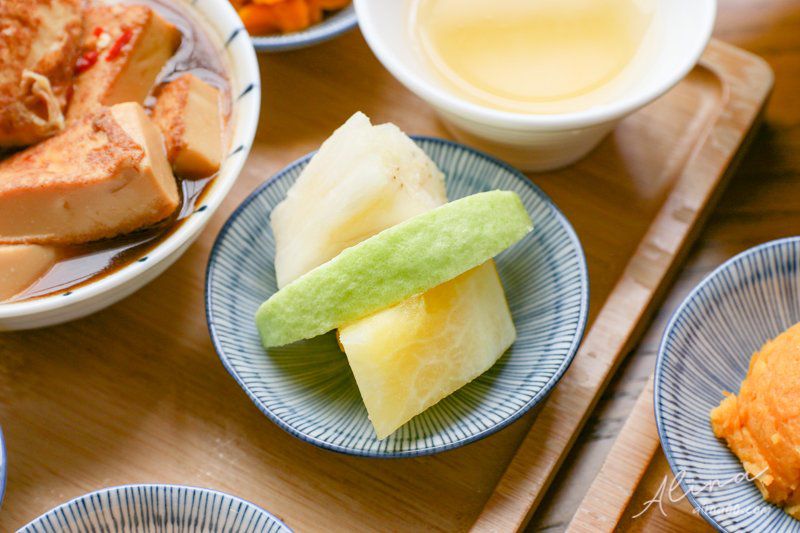 【宜蘭美食】 一日一粥-九宮格清粥小菜:羅東早午餐,可愛養生美食 @Alina 愛琳娜 【宜蘭美食】 一日一粥-九宮格清粥小菜:羅東早午餐,可愛養生美食 @Alina 愛琳娜