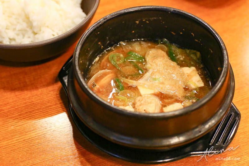首爾元祖奶奶菜包肉｜合滿怡包肉韓國豬腳，弘大明洞都吃得到 @Alina 愛琳娜