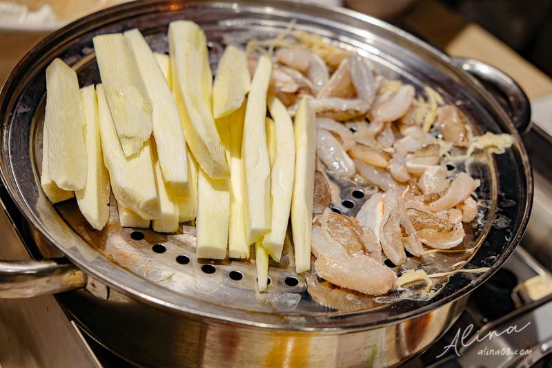 【澎湖美食】鮮食堂 海鮮蒸鍋-新鮮原味海鮮鍋,在地美食推薦 @Alina 愛琳娜 【澎湖美食】鮮食堂 海鮮蒸鍋-新鮮原味海鮮鍋,在地美食推薦 @Alina 愛琳娜