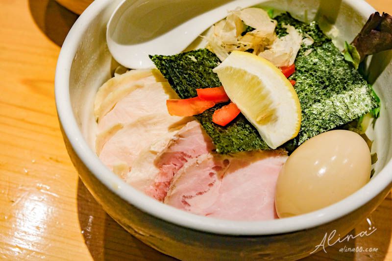【東京美食】麥與橄欖銀座店 米其林拉麵 Clam Ramen特製SOBA RAMEN @Alina 愛琳娜 【東京美食】麥與橄欖銀座店 米其林拉麵 Clam Ramen特製SOBA RAMEN @Alina 愛琳娜