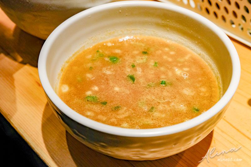 【東京美食】麥與橄欖銀座店 米其林拉麵 Clam Ramen特製SOBA RAMEN @Alina 愛琳娜