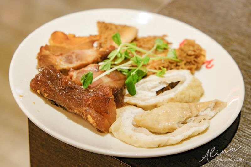【台北美食】紅九九 個人鴛鴦鍋-市府店,四川麻辣鍋香麻不燥口 @Alina 愛琳娜 【台北美食】紅九九 個人鴛鴦鍋-市府店,四川麻辣鍋香麻不燥口 @Alina 愛琳娜