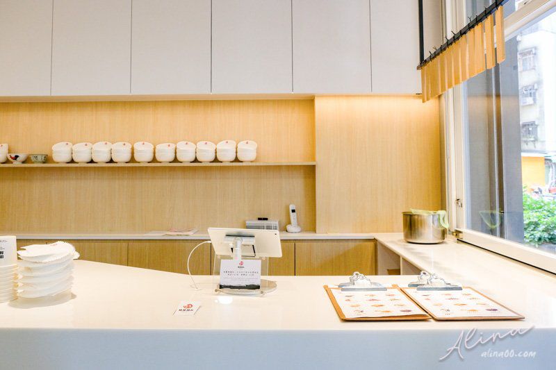 【台北美食】佳佳甜品台灣店｜信義區港式甜品推薦芝麻糊加湯圓 @Alina 愛琳娜