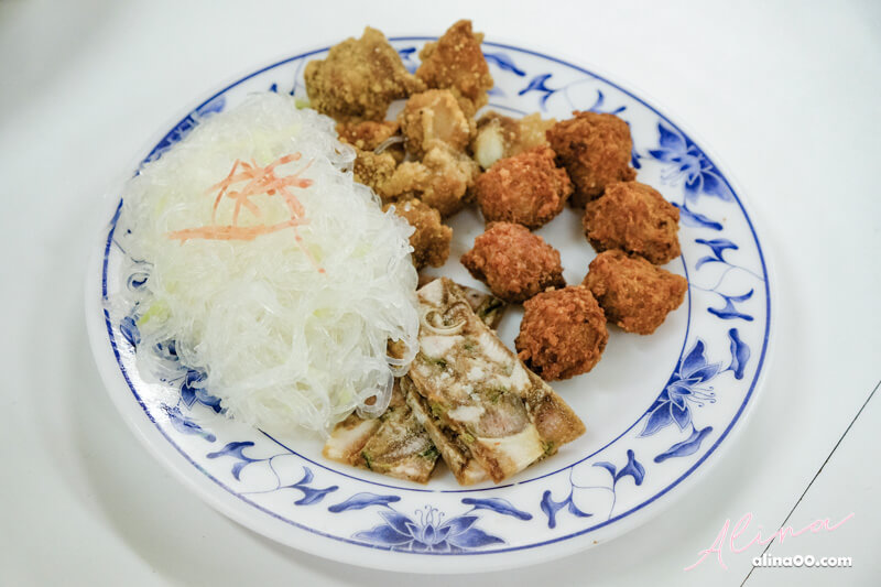 【台北美食】台電勵進餐廳-酸菜白肉鍋吃到飽,蔥油餅好吃 @Alina 愛琳娜