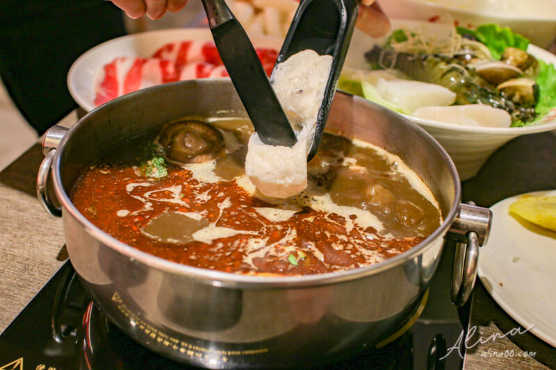 【台北美食】紅九九 個人鴛鴦鍋-市府店,四川麻辣鍋香麻不燥口 @Alina 愛琳娜 【台北美食】紅九九 個人鴛鴦鍋-市府店,四川麻辣鍋香麻不燥口 @Alina 愛琳娜