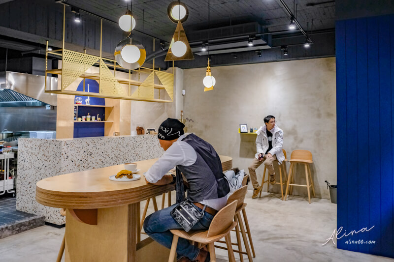 【食記】台北忠孝新生 GinGin Coffee Company 咖啡廳三明治 @Alina 愛琳娜