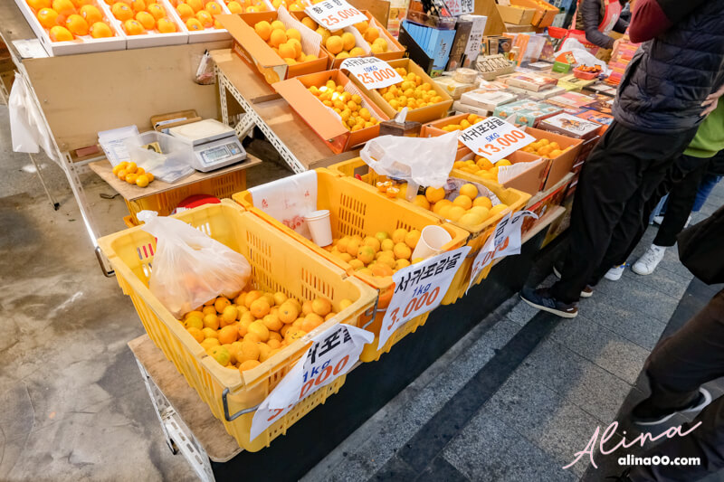 【韓國濟州島】濟州 西歸浦每日偶來市場-美食小吃多,偶來小路6號線 @Alina 愛琳娜