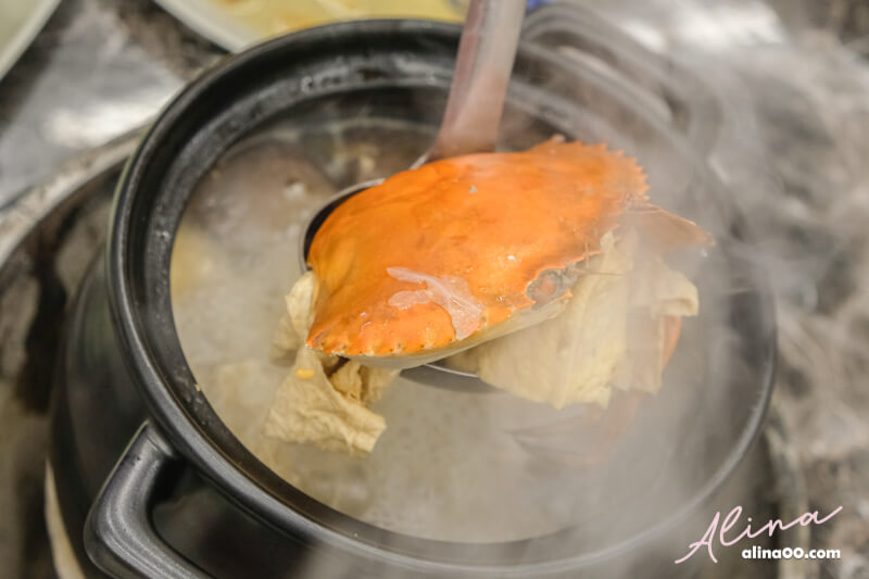 【台北美食】老主顧炭燒薑母鴨-紅蟳薑母鴨鍋,冬天預約限定 @Alina 愛琳娜