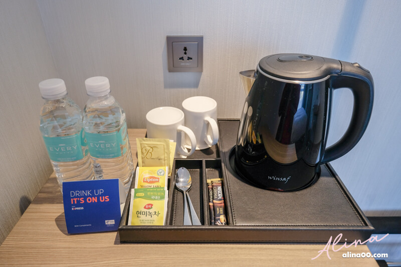 【首爾住宿】Holiday Inn 弘大假日智選酒店,NO.1首爾弘大飯店推薦 @Alina 愛琳娜